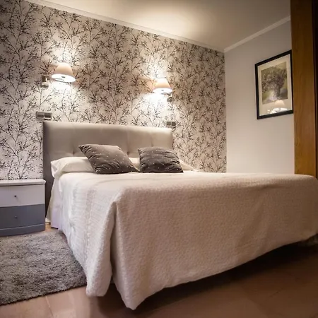 莫拉达斯酒店 3* Ávila